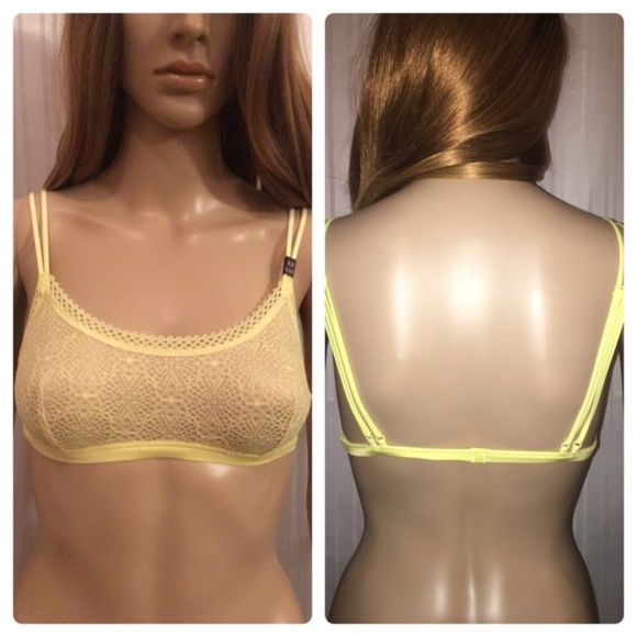 LAST ONE!! New VS Strappy Crochet Bralette - Picture 1 of 8